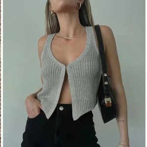Commense Classic Hook & Eye Knit Vest Khaki
